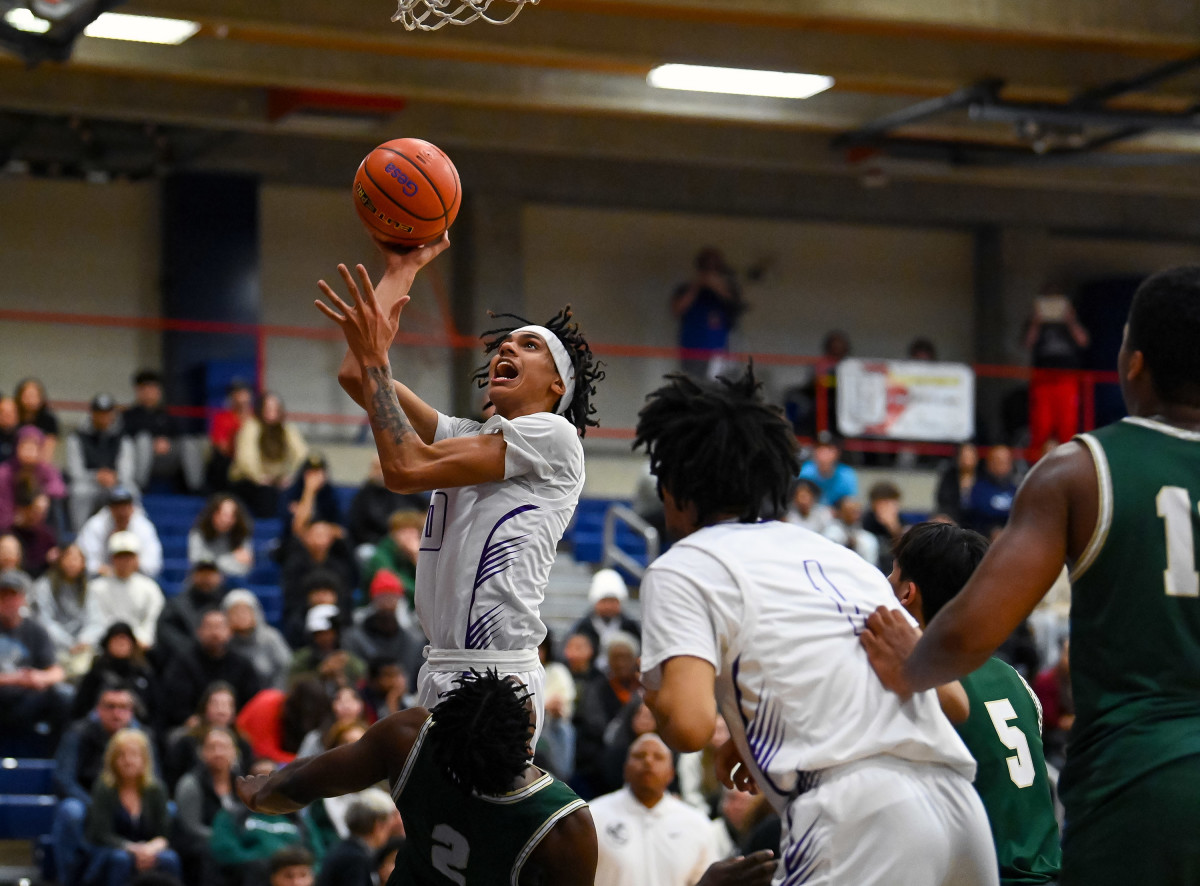 2022-23 Washington boys basketball: Timberline at Garfield in Class 3A regionals at Bellevue College MAIN
