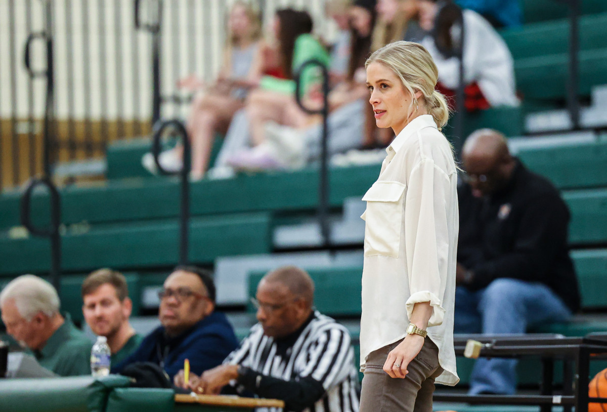 Wesleyan girls basketball head coach Carolyn Blackman has her team rolling in the Class AAA state playoffs.