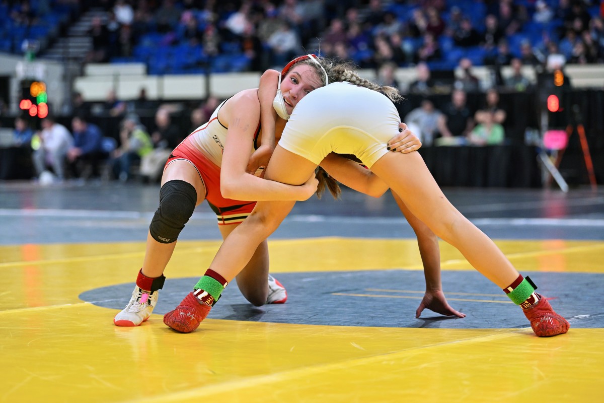 a Oregon 6A:5A Girls wrestling state finals 2023 Leon Neuschwander 10