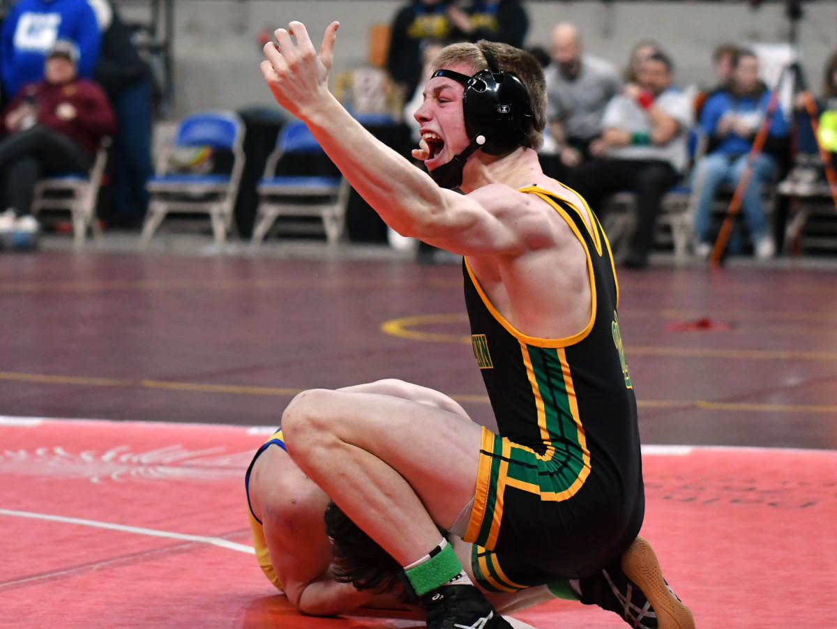 1 Oregon 6A 5A wrestling state finals 2023 Taylor Balkom 36