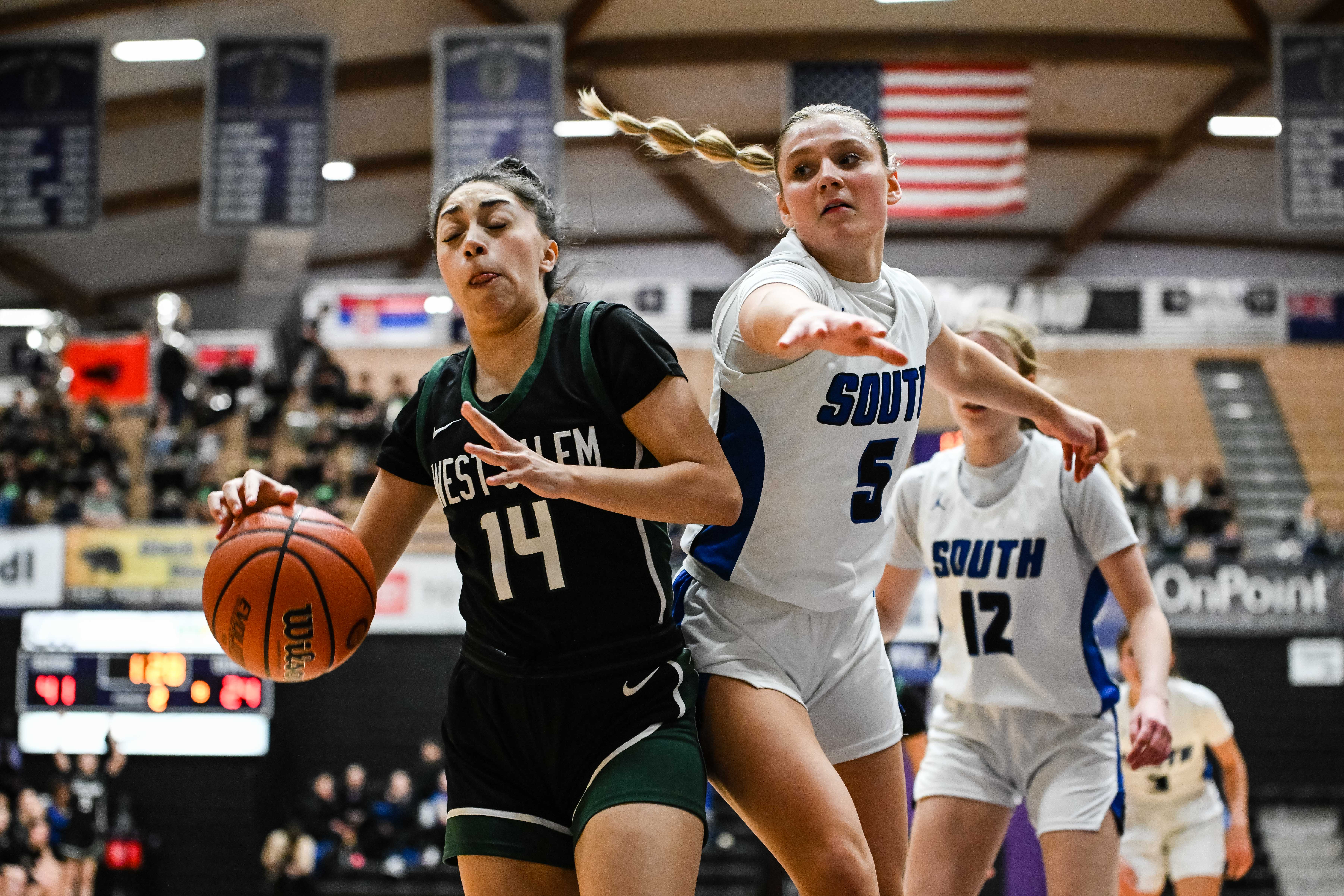 South Medford West Salem 6A Oregon girls basketball quarterfinal Naji Saker -30