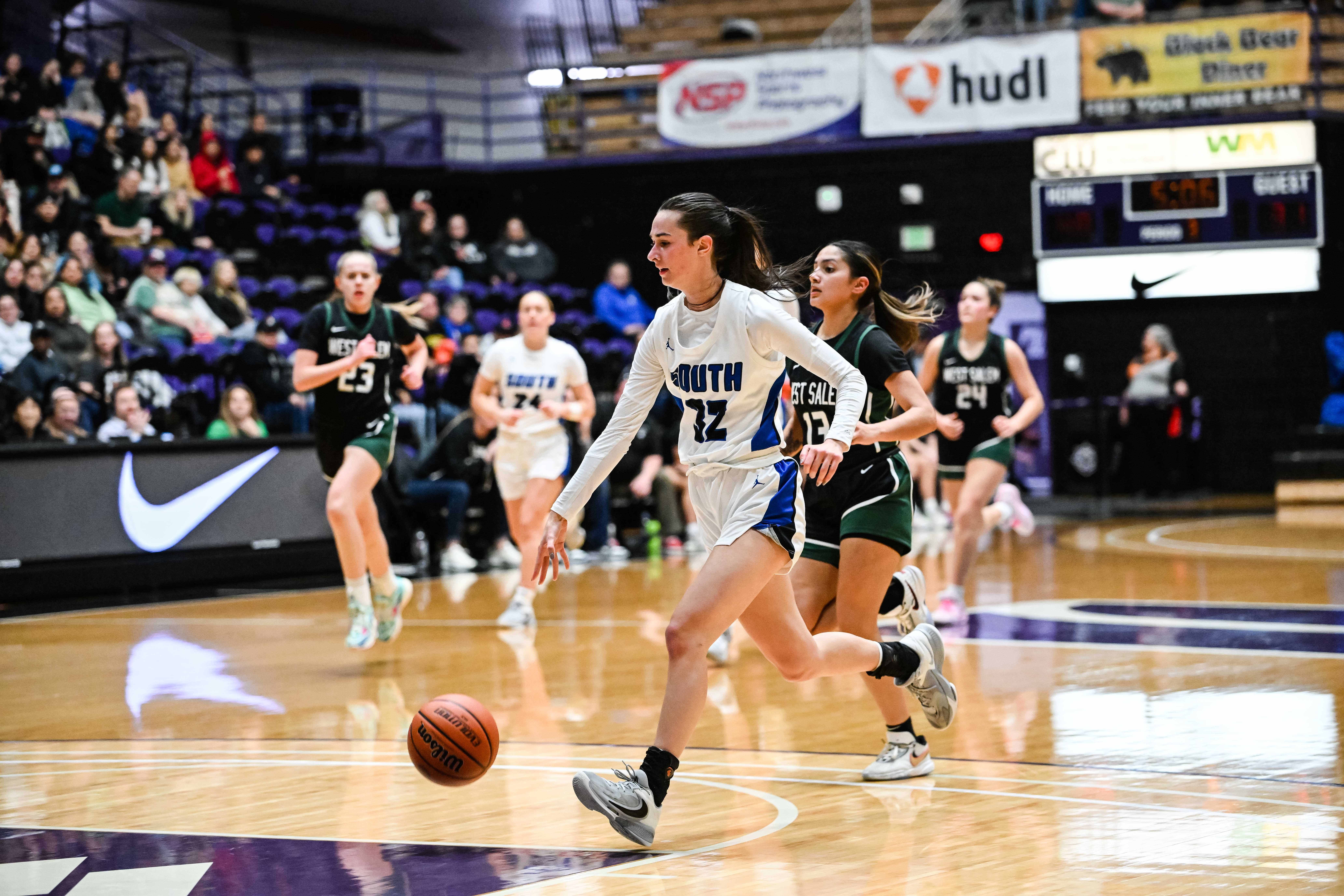 South Medford West Salem 6A Oregon girls basketball quarterfinal Naji Saker -42