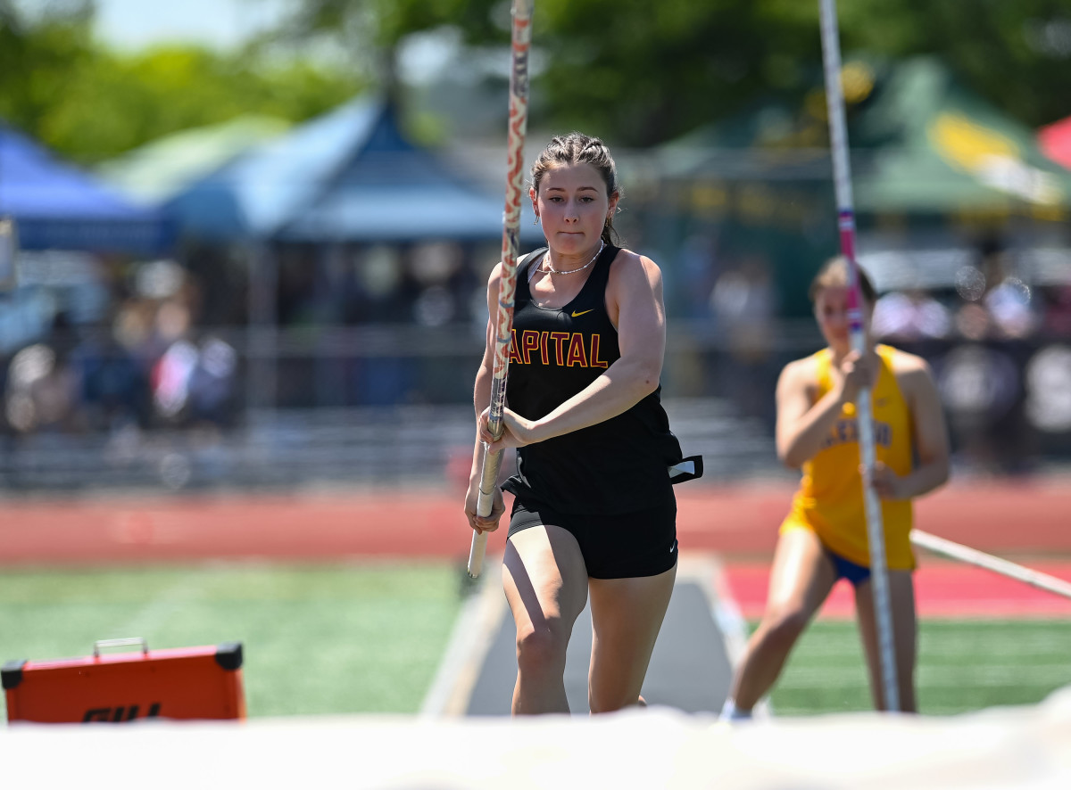 The High Schooler Moves On! Hana Moll Punches Ticket To Pole Vault Final -  FloTrack