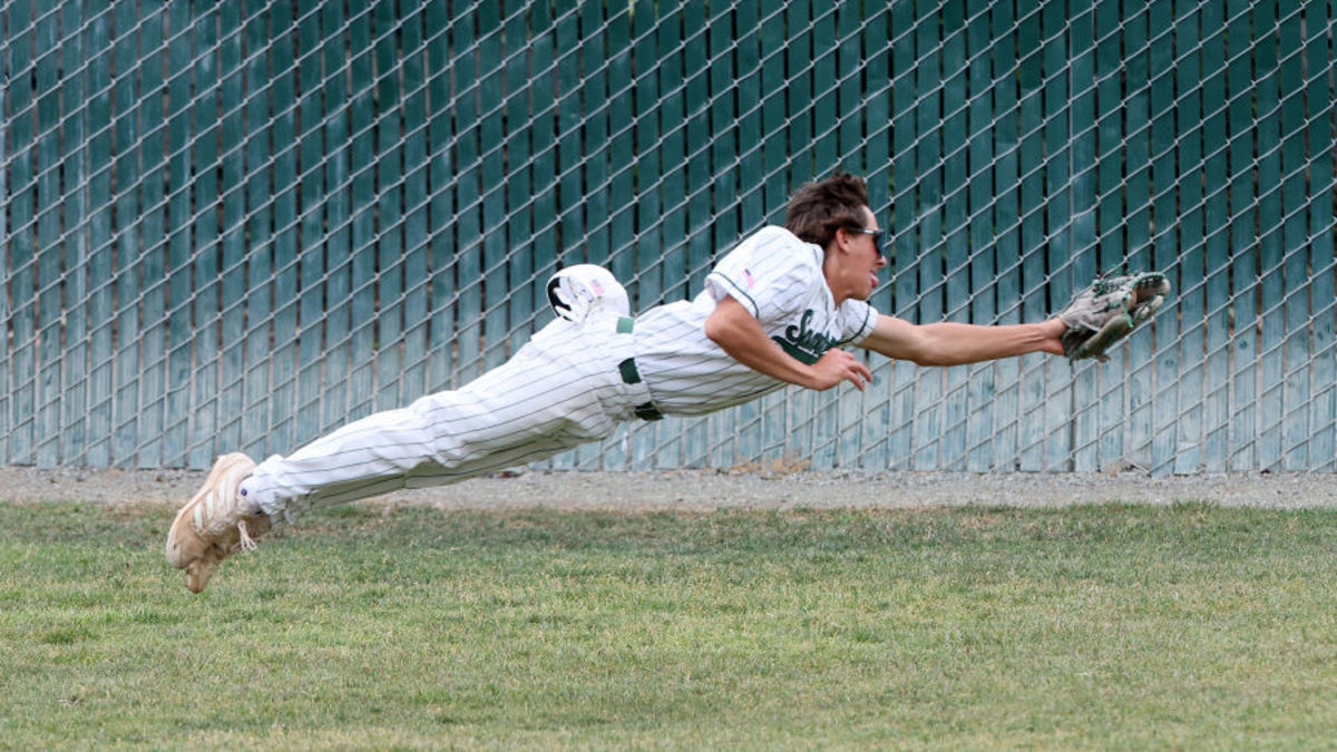Griffith did it all including making spectacular plays in the outfield such as this in the 2022 NorCal D1 finals. Photo: Dennis Lee