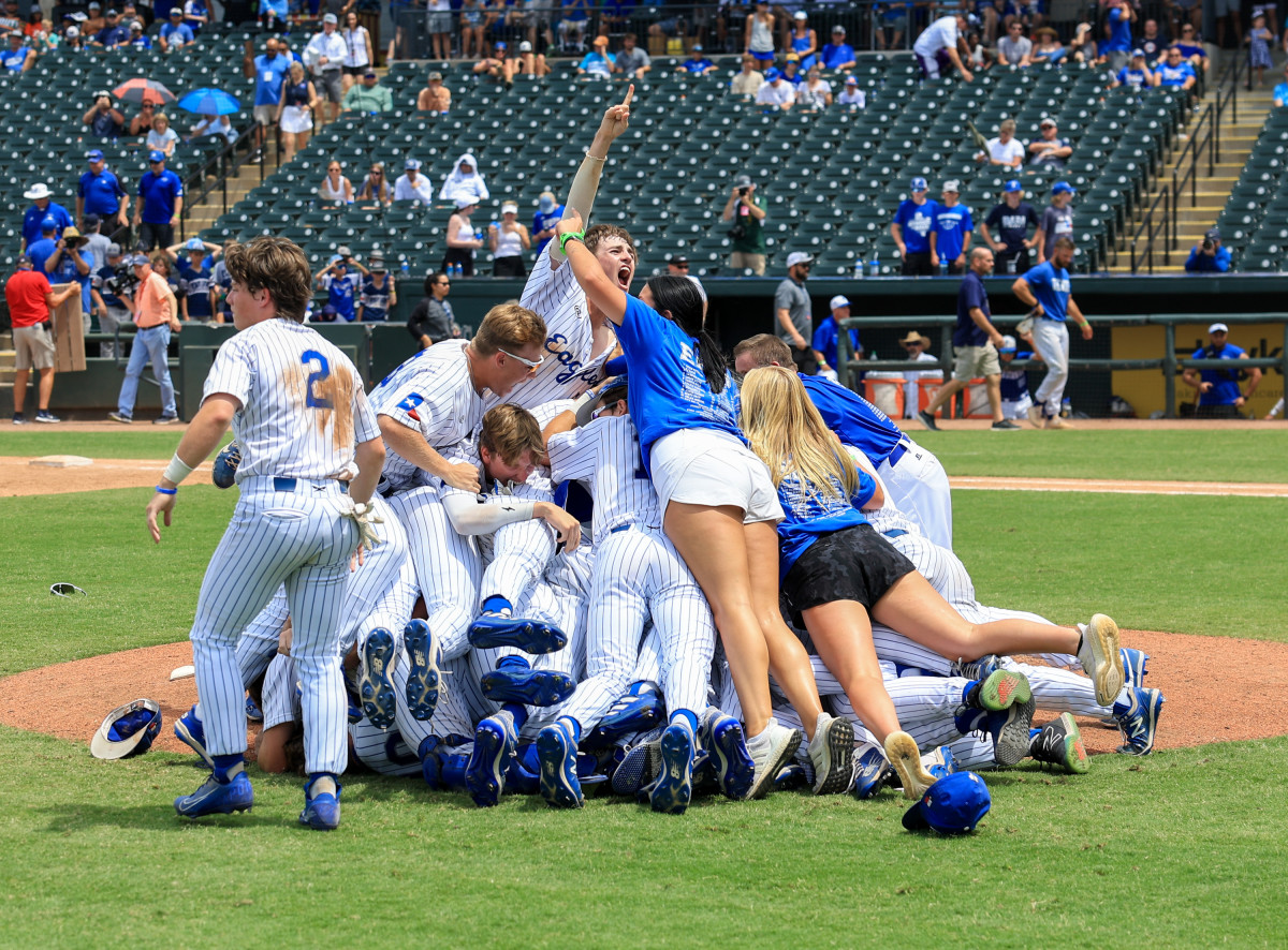 UIL Class 5A State Baseball Championship Game June 11, 2022 Friendswood vs Georgetown. Photo-Tommy Hays27