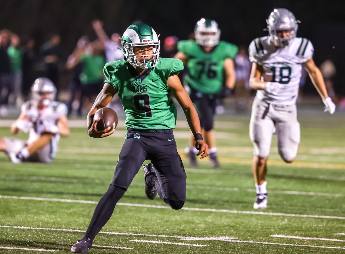 St. Mary's defeated De La Salle 45-35 in a Sac-Joaquin matchup on October 7, 2022 in Stockton, California.