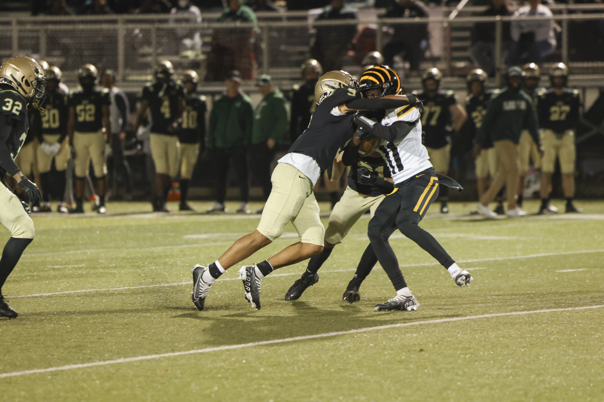 St. Vincent-St. Mary vs Cleveland Heights football Tim Wilson 6