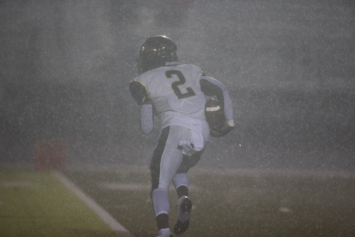 Heavy rain wouldn’t play a factor in Plant’s bid for a district championship 