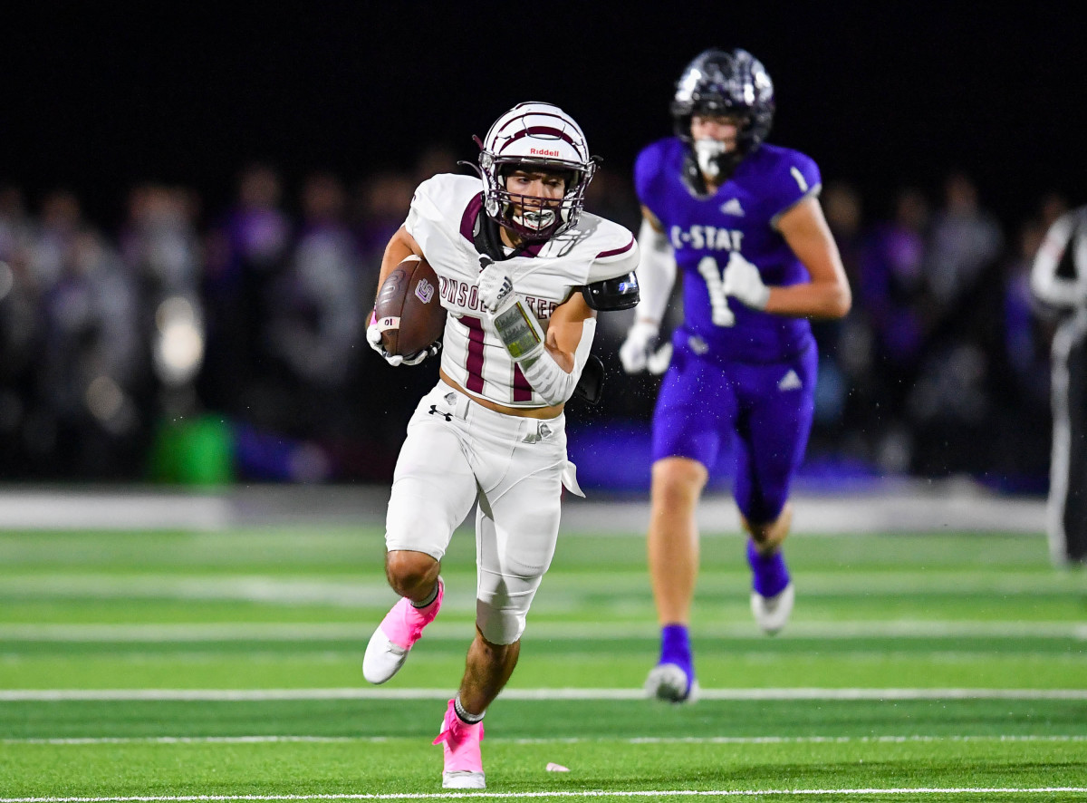 College Station A&M Consolidated College Station Texas football 102822 Dustin Nguyen 27