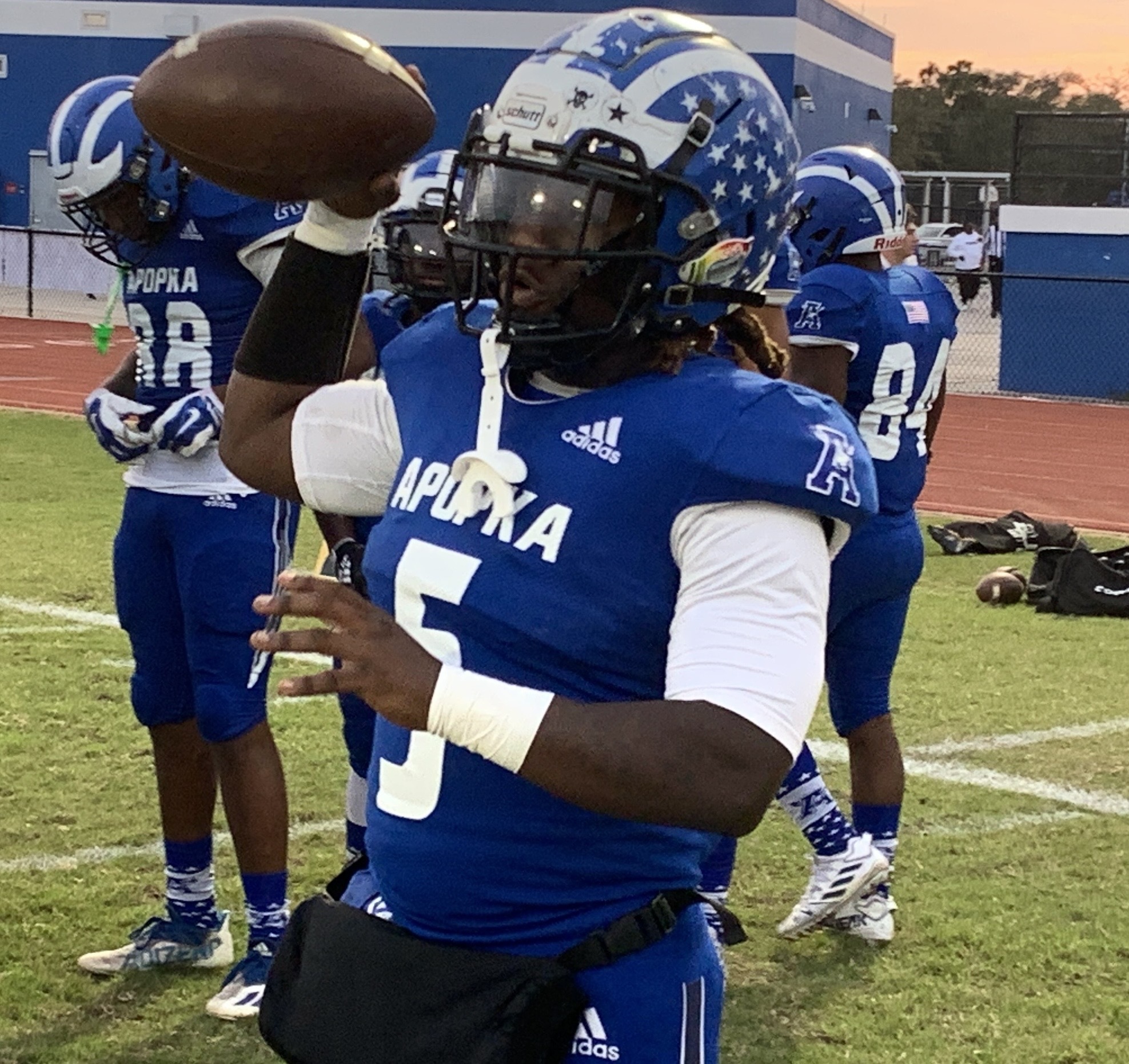 Apopka running back Zeldrick Roberts ran for two touchdowns in the Blue Darters' 28-7 victory over Winter Park in their Class 4M-Region 1 semifinal Saturday.