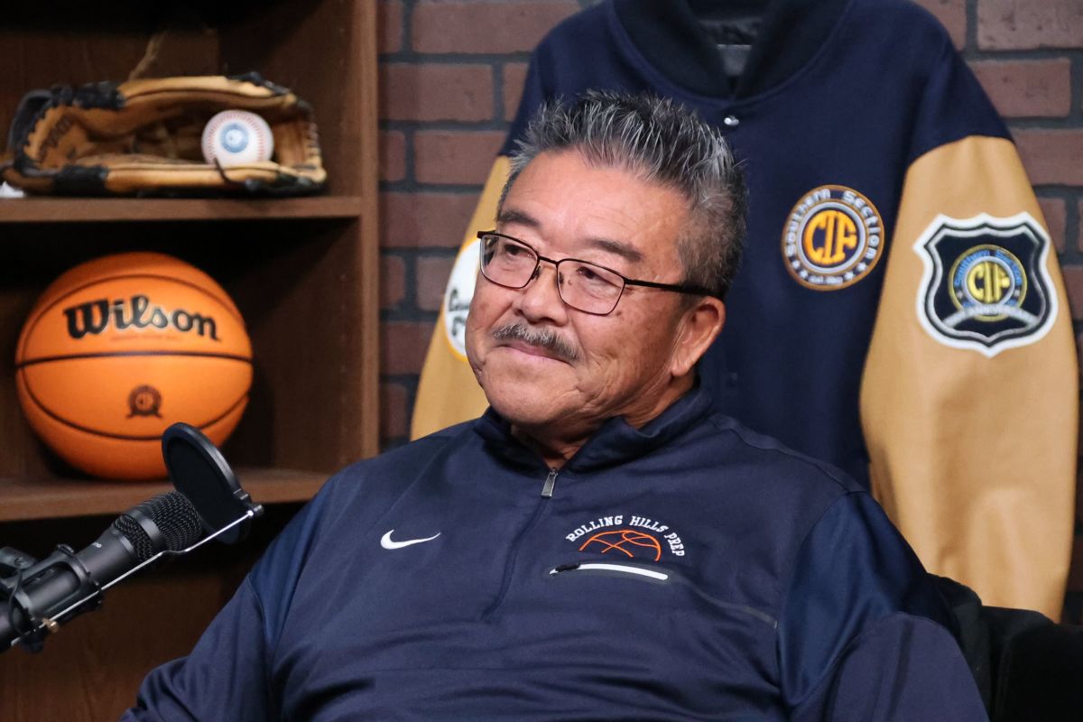 Rolling Hills Prep basketball coach Harvey Kitani talks about coaching the 2006 McDonald's All-American game with Kevin Durant in it.