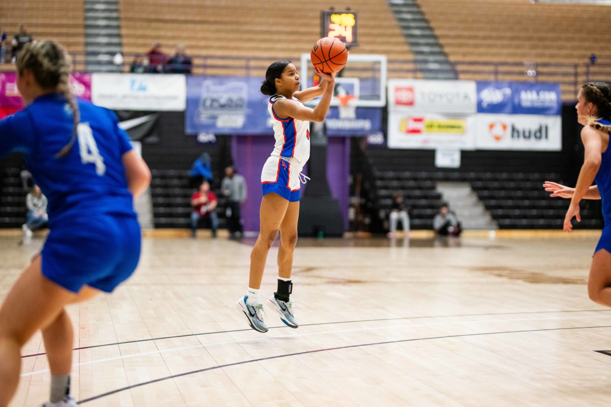 Benson Grants Pass 6A Oregon girls basketball quarterfinal 2024 Naji Saker -64