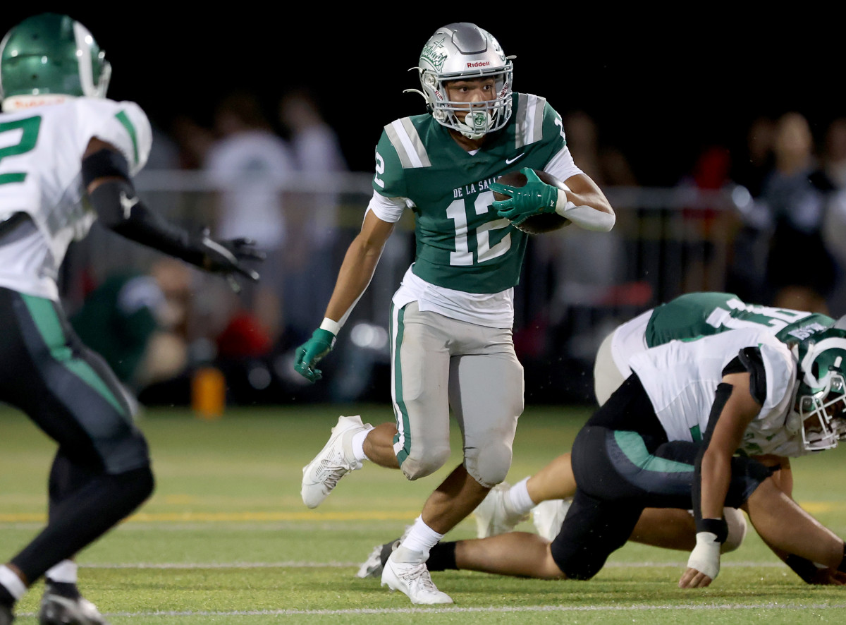 Johnathan Guerrero's 79-yard kickoff return started De La Salle's 24-point outburst starting late in the first quarter against St. Mary's. Photo: Dennis Lee