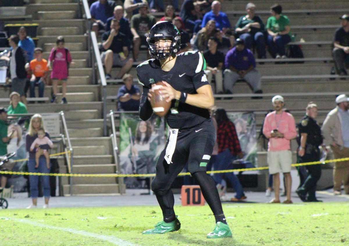 Choctaw quarterback Jesse Wiinslette stepped up with a big performance for his team in its victory over Escambia.