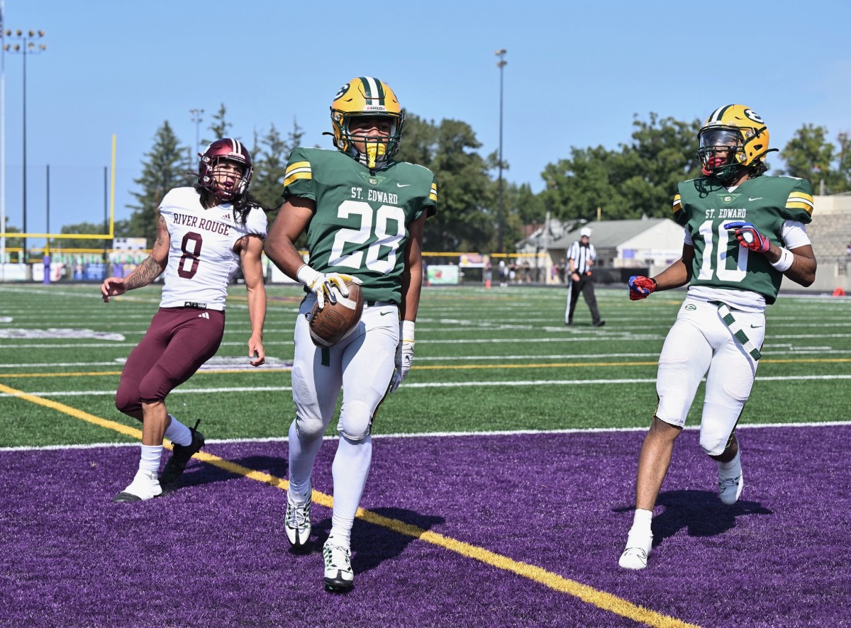 St. Edward running back Brandon White scores a touchdown against River Rouge (Michigan) on Saturday, September 23, 2023. (Photo: Jeff Harwell)