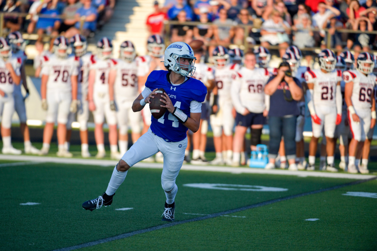 Johnny DiBlasio gets ready to attempt a pass for Hilliard Davidson (photo courtesy of the DiBlasio family)