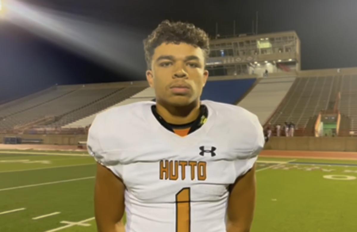 Hutto's star QB had a favorite target — to the tune of more than 2,000 receiving yards — who rode phenomenal senior season to signing with Tulsa.