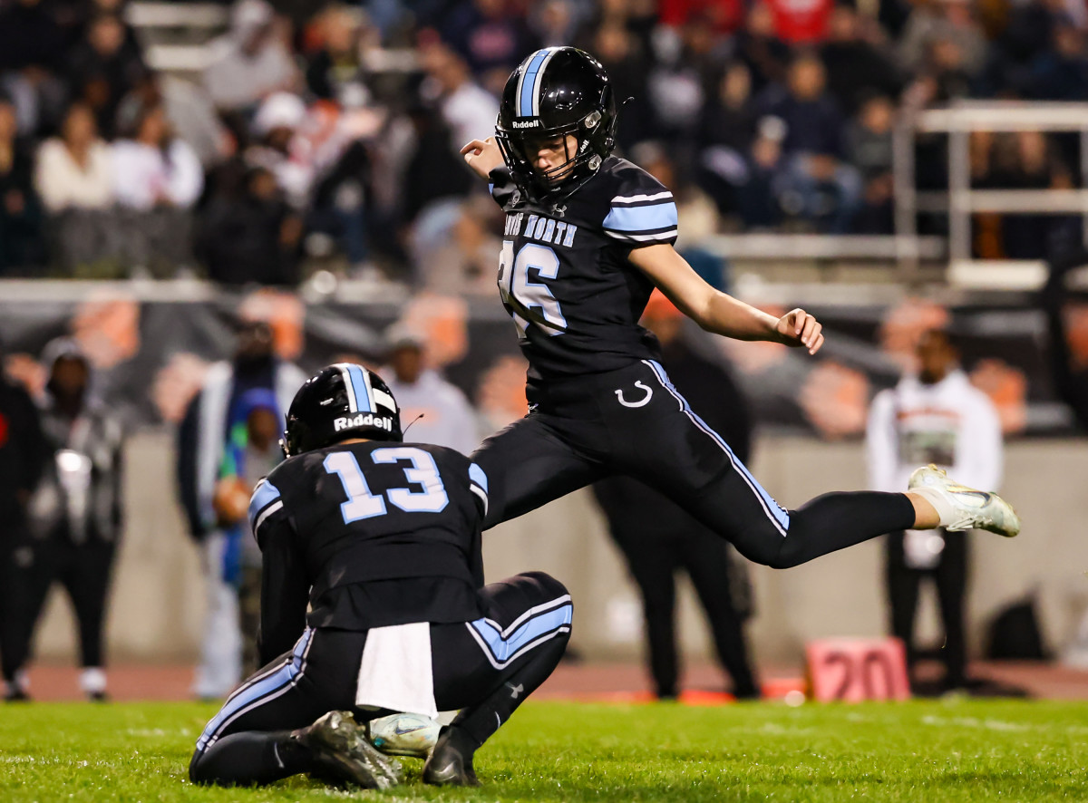 Clovis North 24, Central 14 CS D1 title game photos by Bobby Medellin 11-24-2023112420230 (2)