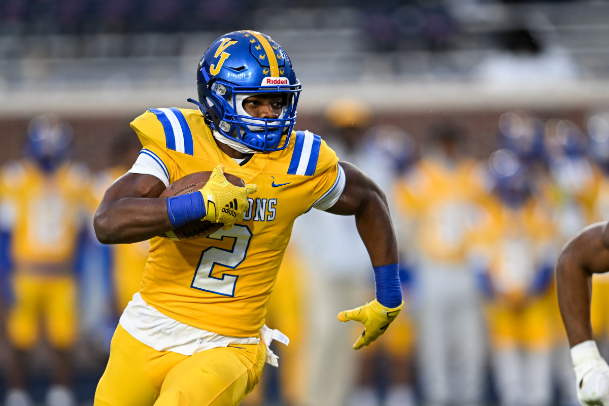 Vote: Which is the best high school football uniform from the 2023