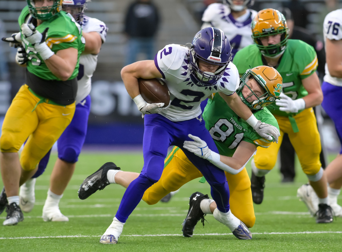 WIAA 2A football state championship Anacortes rolls by Tumwater