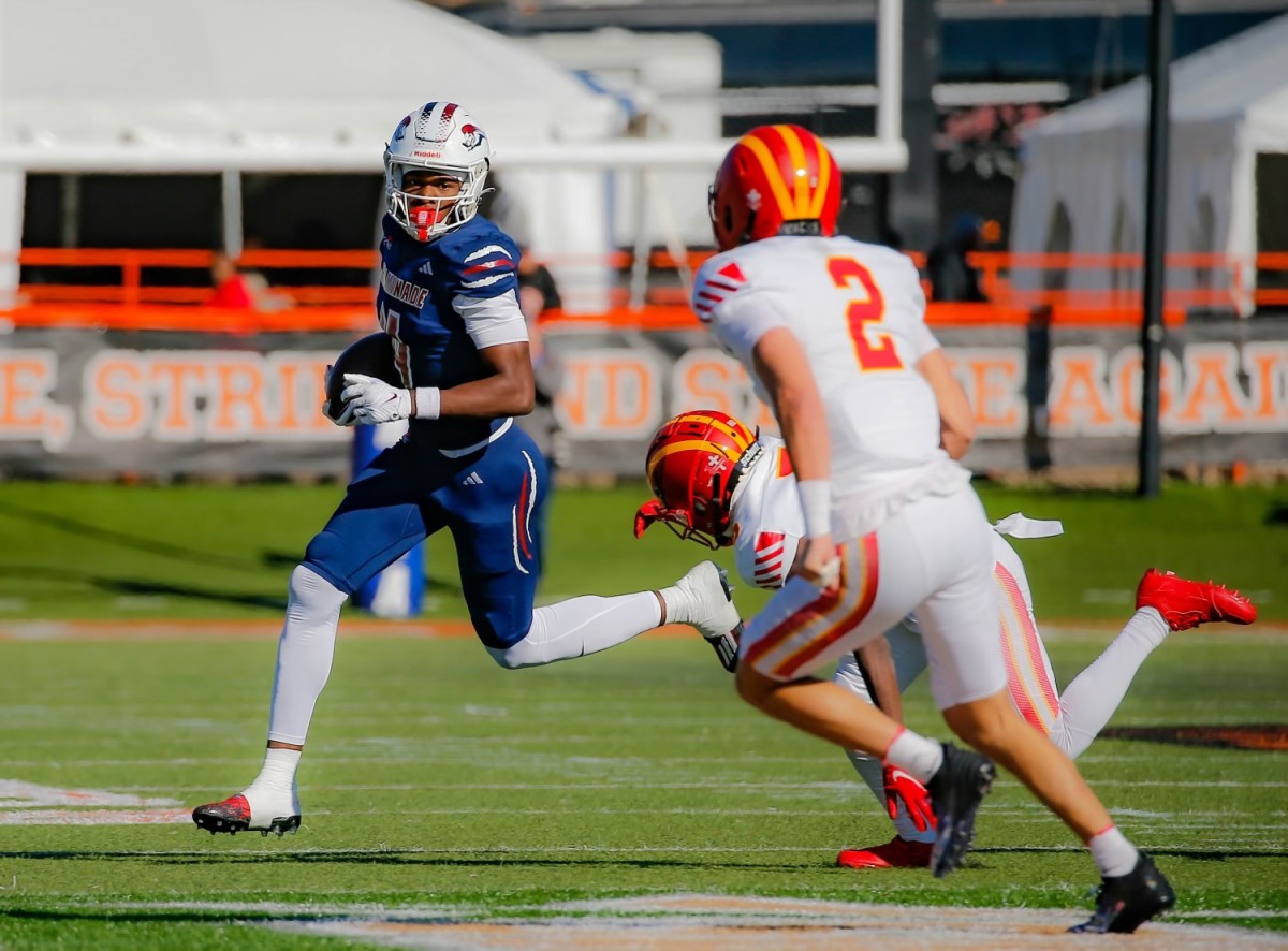 Chaminade-Madonna's Jeremiah Smith, the No. 1 wide receiver in the nation, races into the open field during the Lions victory over Clearwater Central Catholic in the FHSAA 1A state championship game. 12/7/2023