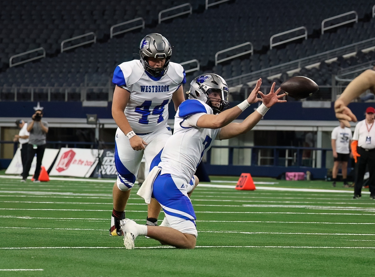 westbrook gordon texas football championships uil 1a division i 2023 tommy hays Game 1 03