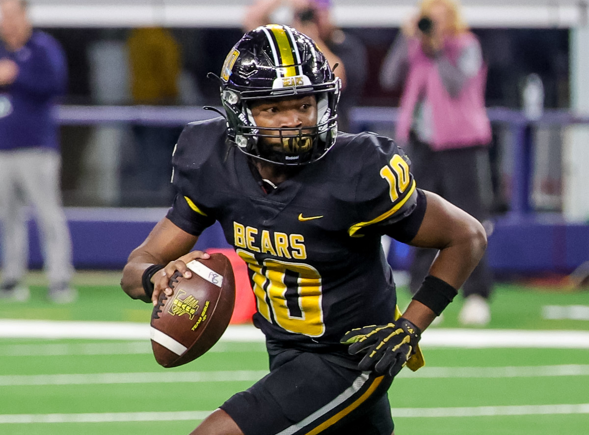 Quarterback and uber-athlete Terry Bussey led Timpson to historic heights in 2023.