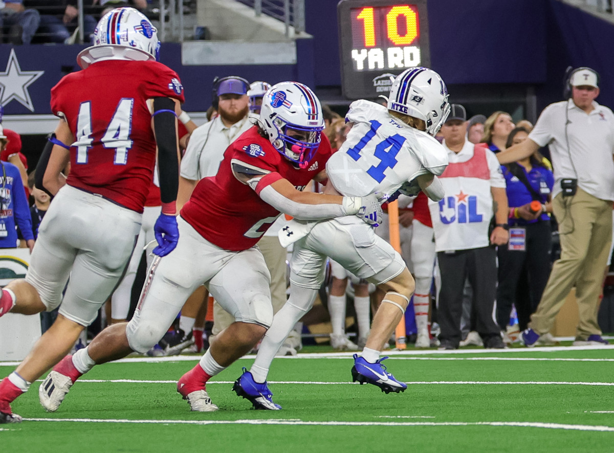 Look Gunter defeats Tidehaven for Texas 3A Division 2 state football