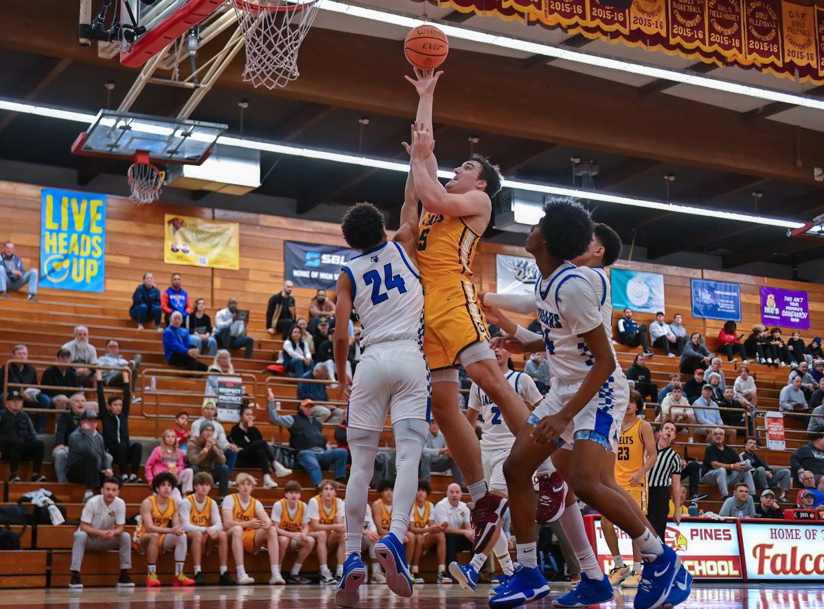 Crespi vs Canyon View Prep Torrey Pines Holiday Classic December 30, 2023 Photo-Justin Fine19