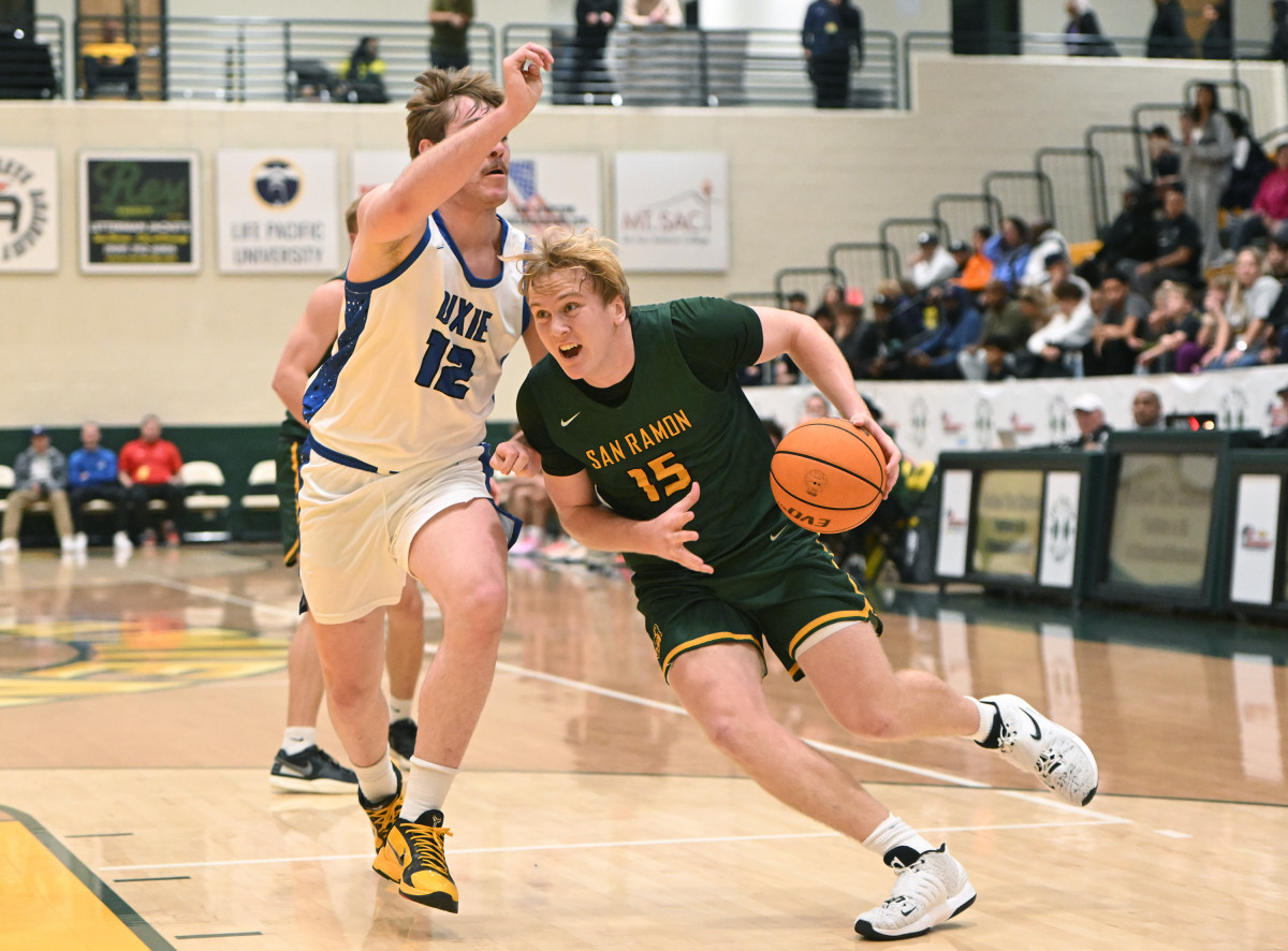 Seamus Deeley (15), shown here at the Damien Classic championship game vs. Dixie (Utah), was everywhere Saturday against De La Salle. The 6-5 senior would not let the Wolves wilt early when they fell behind 17-4. 