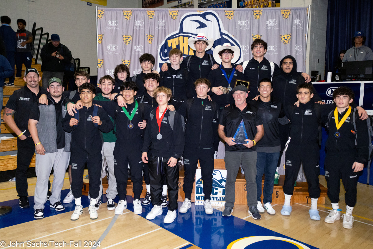 Poway (CA) sent five wrestlers to the finals and crowned two champs to win the Doc Buchanan Tournament last weekend.