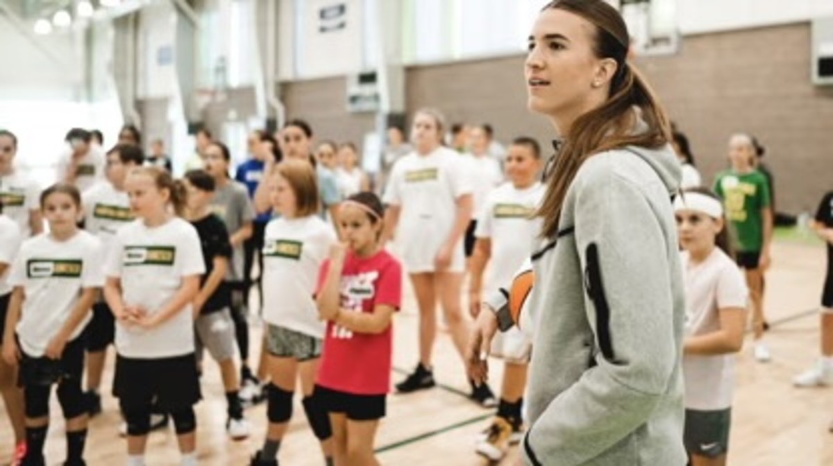Sabrina Ionescu at one of her many SI20 Foundation camps. 