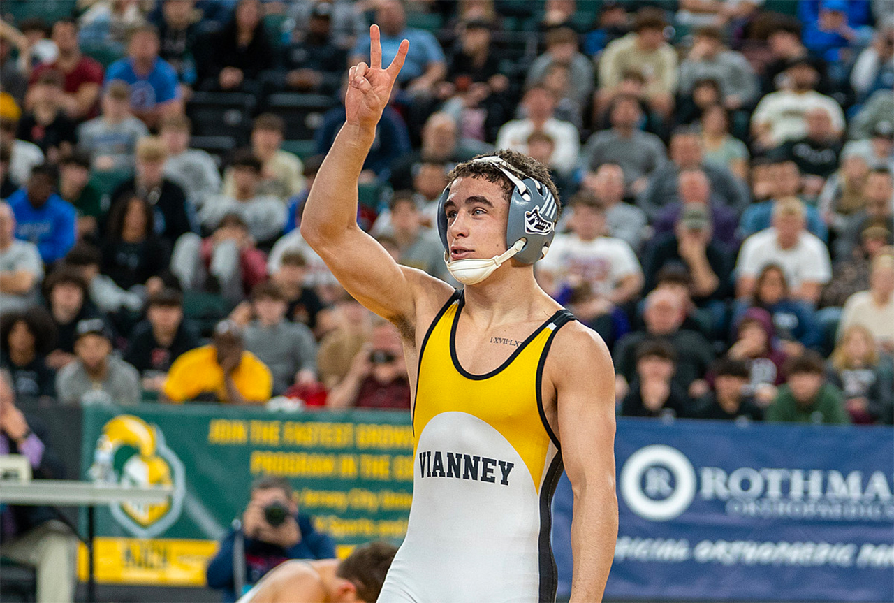 St. John Vianney junior wrestler Anthony Knox has only suffered two losses over the last two years and his dominance this year as earned him the final No. 1 ranking of 2023-24 in the SBLive Sports 120-pound National High School Wrestling Rankings.