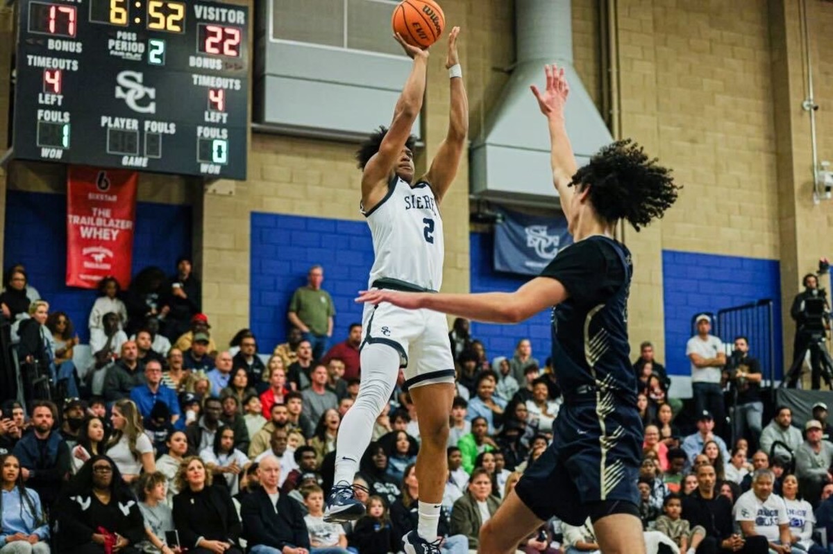 Sierra Canyon’s Isaiah Elohim rises up against Notre Dame on Friday, Jan. 26, 2024.